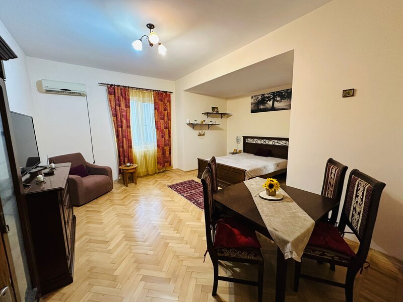 Universitate, Muzeul Bucuresti, Centrul Istoric, 36mp, metrou, oportunitate