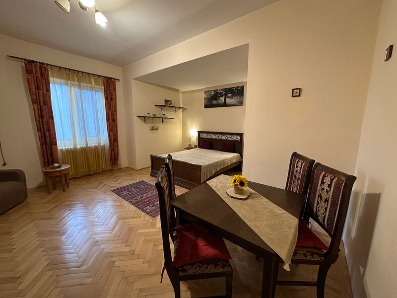 Universitate, Muzeul Bucuresti, Centrul Istoric, 36mp, metrou, oportunitate